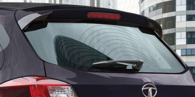 tiago-cng-rear-wash-wiper-with-defogger