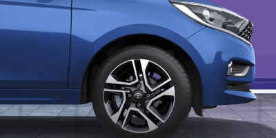 dual-tone-alloy-wheels